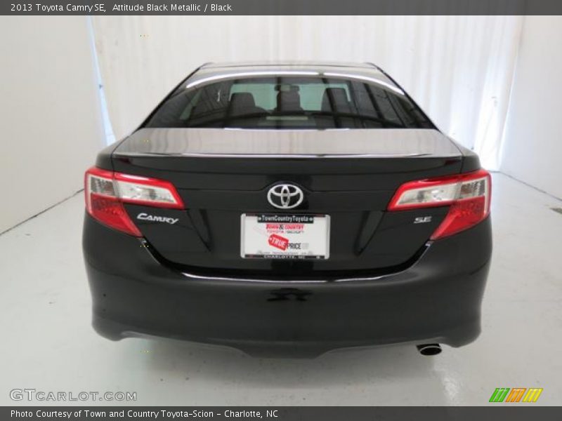 Attitude Black Metallic / Black 2013 Toyota Camry SE