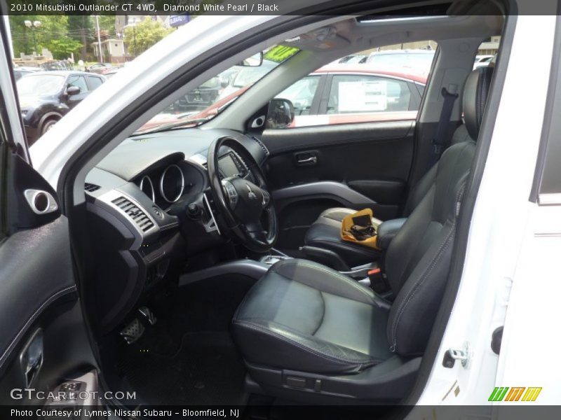 Diamond White Pearl / Black 2010 Mitsubishi Outlander GT 4WD