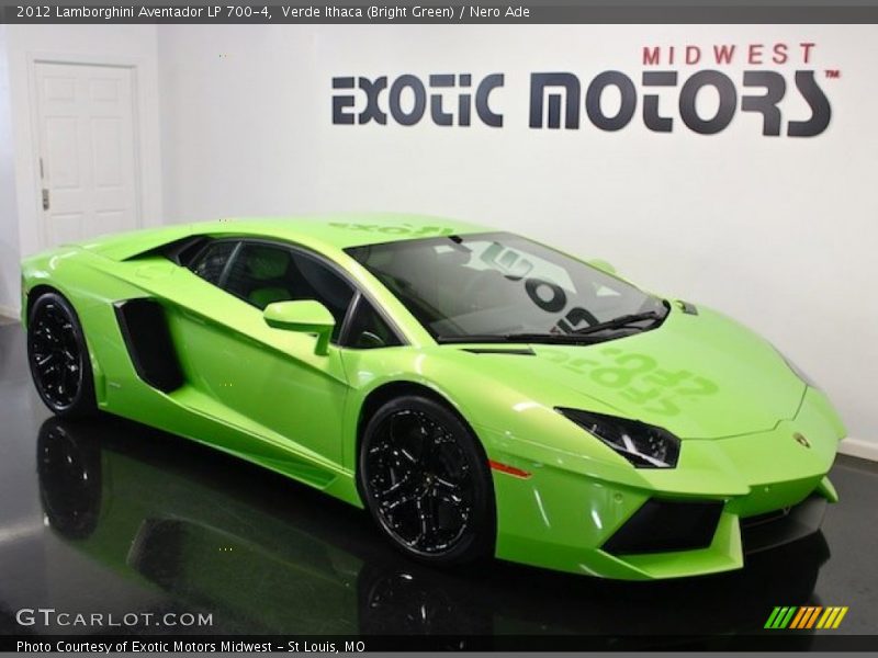 Verde Ithaca (Bright Green) / Nero Ade 2012 Lamborghini Aventador LP 700-4