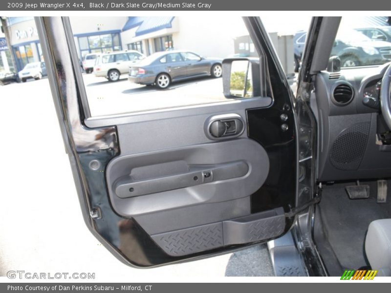 Door Panel of 2009 Wrangler X 4x4