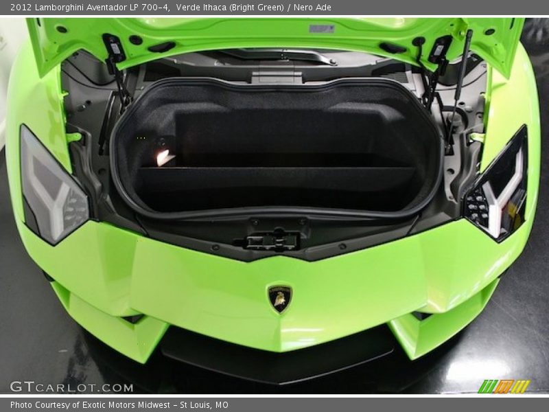  2012 Aventador LP 700-4 Trunk