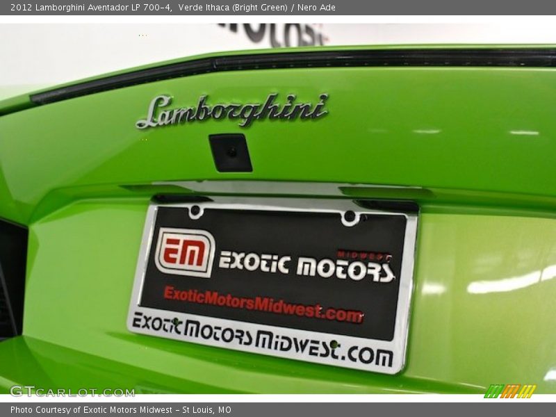 Verde Ithaca (Bright Green) / Nero Ade 2012 Lamborghini Aventador LP 700-4