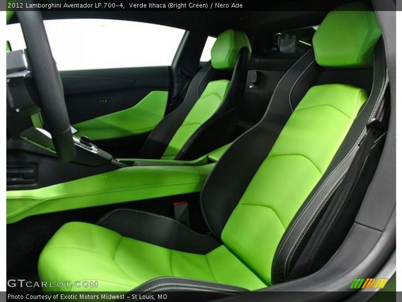 Front Seat of 2012 Aventador LP 700-4