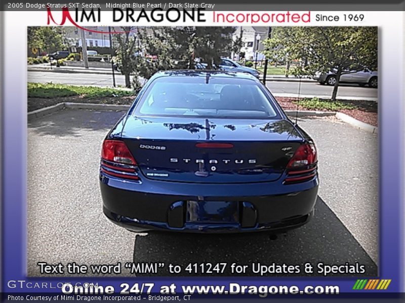 Midnight Blue Pearl / Dark Slate Gray 2005 Dodge Stratus SXT Sedan