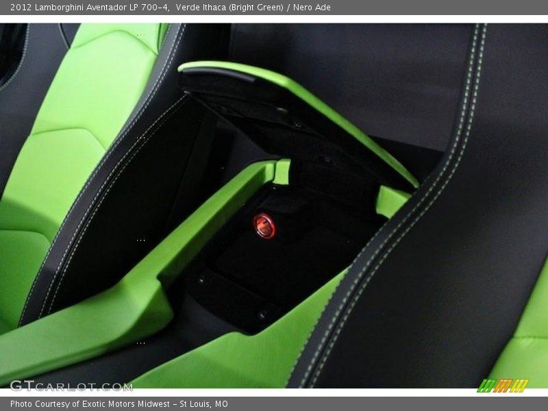 Verde Ithaca (Bright Green) / Nero Ade 2012 Lamborghini Aventador LP 700-4