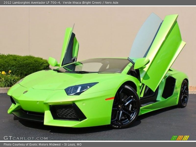 Front 3/4 View of 2012 Aventador LP 700-4