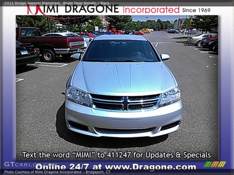 Bright Silver Metallic / Black 2011 Dodge Avenger Mainstreet