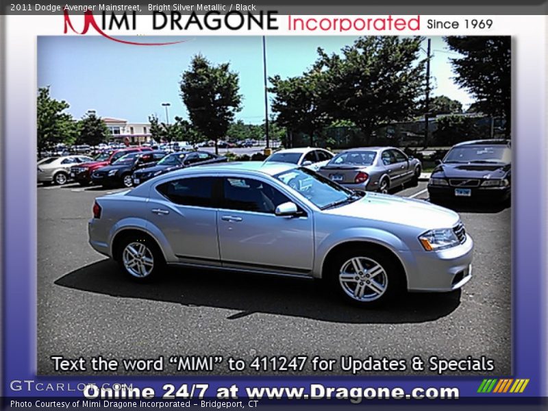 Bright Silver Metallic / Black 2011 Dodge Avenger Mainstreet