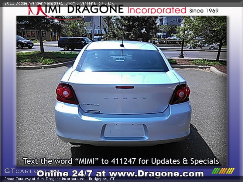 Bright Silver Metallic / Black 2011 Dodge Avenger Mainstreet