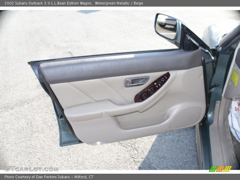 Wintergreen Metallic / Beige 2002 Subaru Outback 3.0 L.L.Bean Edition Wagon
