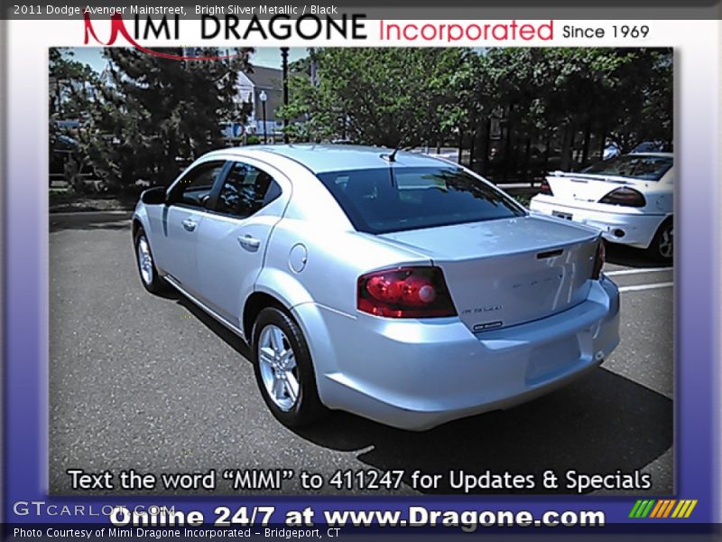 Bright Silver Metallic / Black 2011 Dodge Avenger Mainstreet
