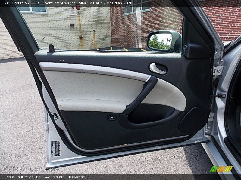 Door Panel of 2006 9-5 2.3T SportCombi Wagon