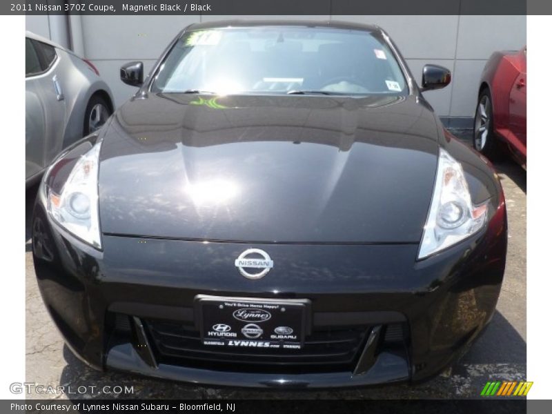 Magnetic Black / Black 2011 Nissan 370Z Coupe