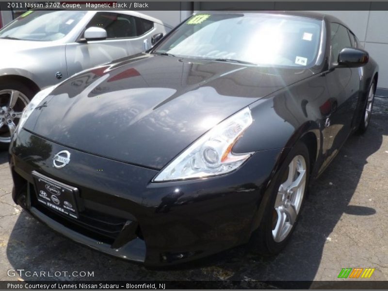 Magnetic Black / Black 2011 Nissan 370Z Coupe
