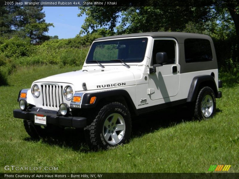 Front 3/4 View of 2005 Wrangler Unlimited Rubicon 4x4