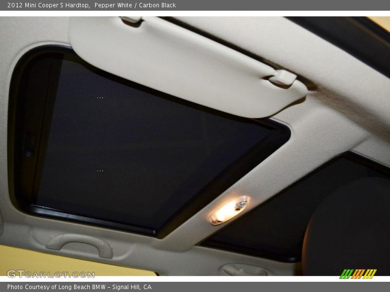 Pepper White / Carbon Black 2012 Mini Cooper S Hardtop