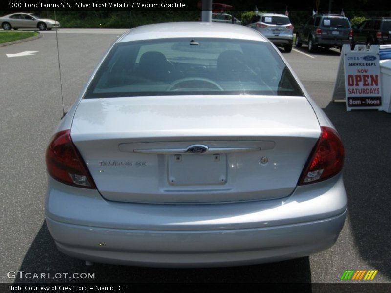 Silver Frost Metallic / Medium Graphite 2000 Ford Taurus SES