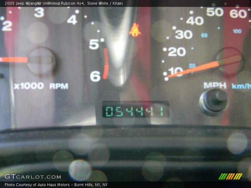 Stone White / Khaki 2005 Jeep Wrangler Unlimited Rubicon 4x4
