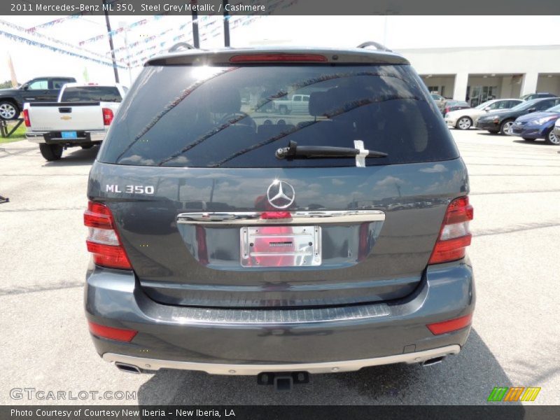 Steel Grey Metallic / Cashmere 2011 Mercedes-Benz ML 350