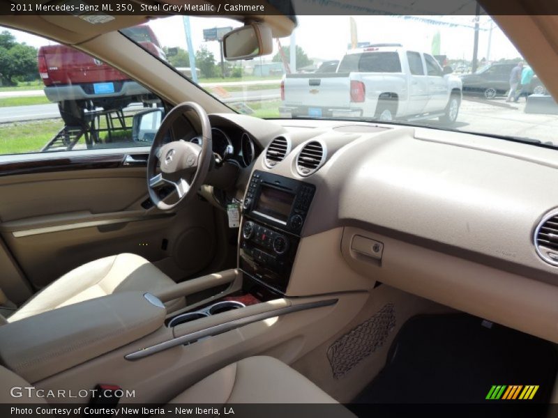 Steel Grey Metallic / Cashmere 2011 Mercedes-Benz ML 350