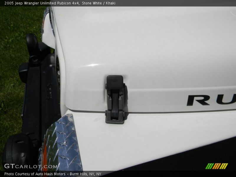 Stone White / Khaki 2005 Jeep Wrangler Unlimited Rubicon 4x4