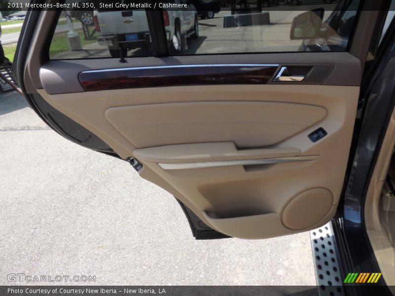 Steel Grey Metallic / Cashmere 2011 Mercedes-Benz ML 350