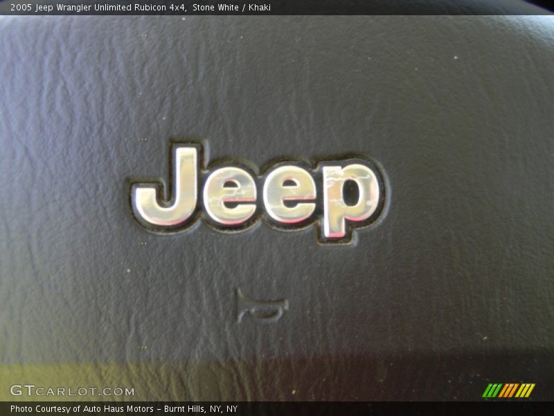 Stone White / Khaki 2005 Jeep Wrangler Unlimited Rubicon 4x4