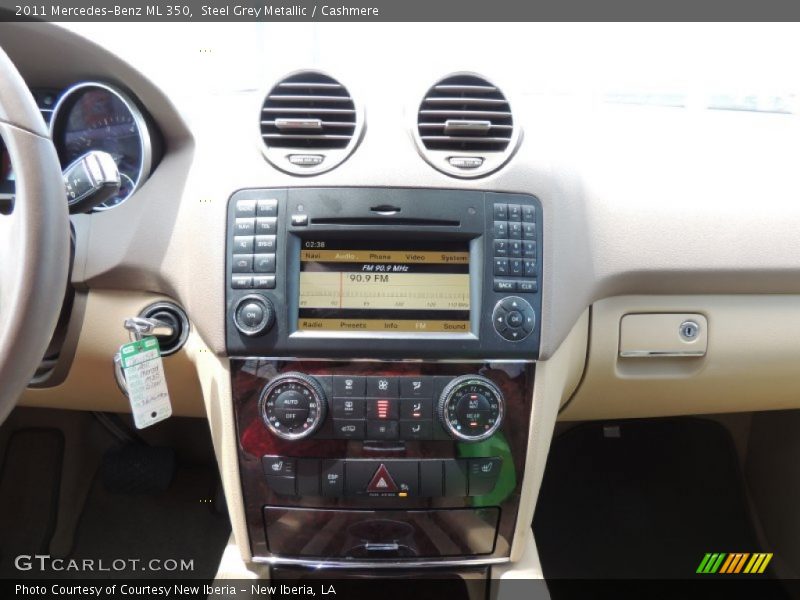 Steel Grey Metallic / Cashmere 2011 Mercedes-Benz ML 350