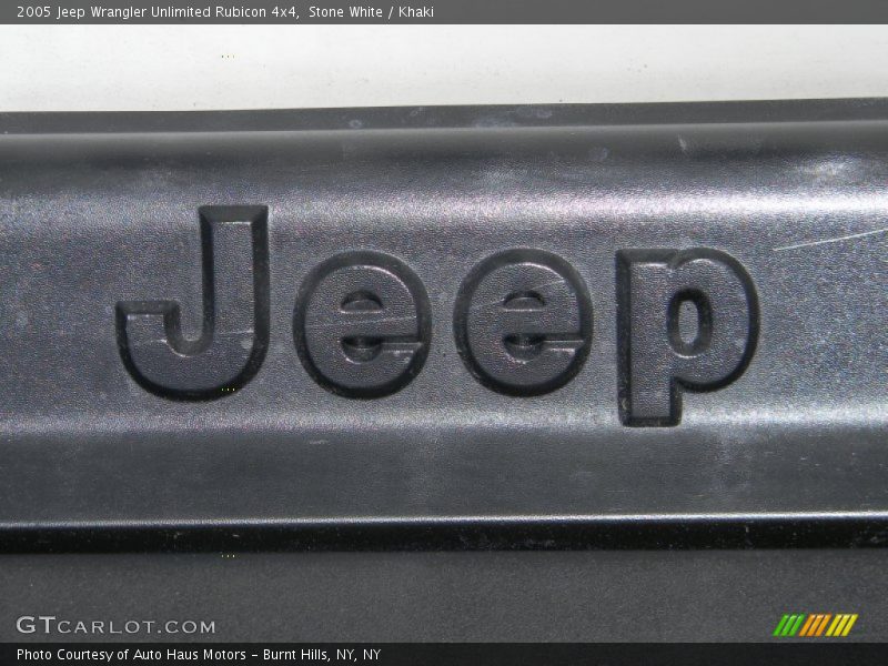 Stone White / Khaki 2005 Jeep Wrangler Unlimited Rubicon 4x4