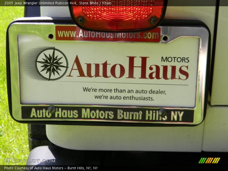 Stone White / Khaki 2005 Jeep Wrangler Unlimited Rubicon 4x4
