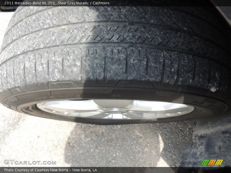 Steel Grey Metallic / Cashmere 2011 Mercedes-Benz ML 350