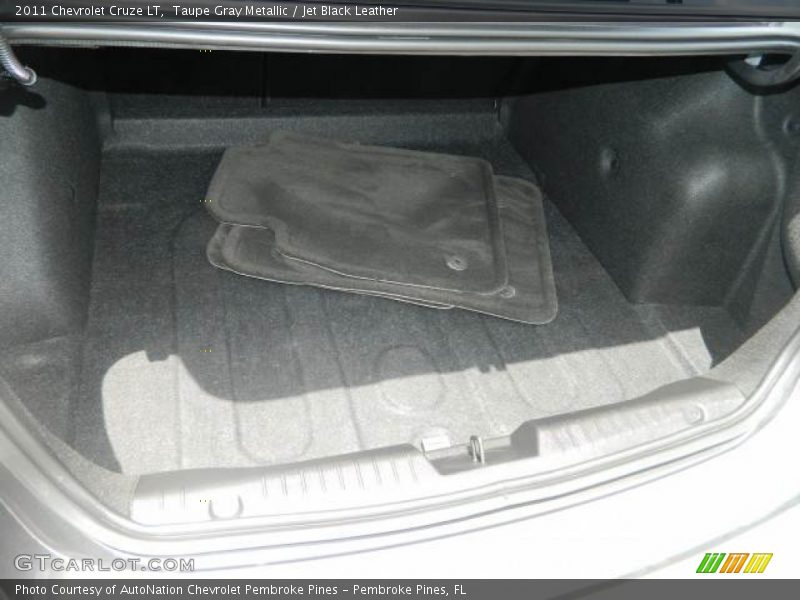 Taupe Gray Metallic / Jet Black Leather 2011 Chevrolet Cruze LT