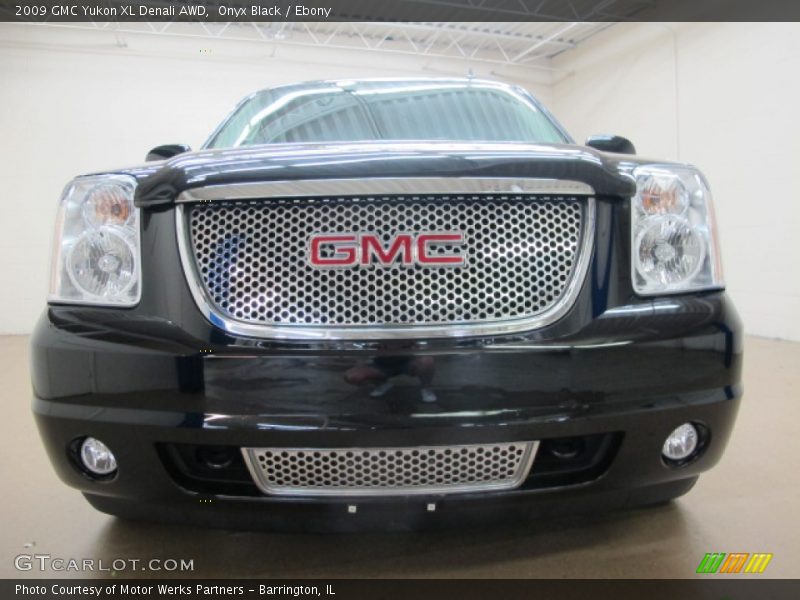Onyx Black / Ebony 2009 GMC Yukon XL Denali AWD