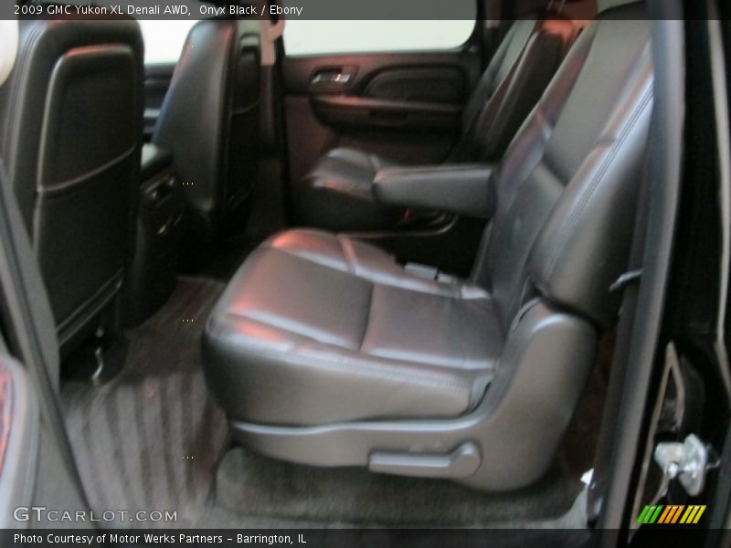 Onyx Black / Ebony 2009 GMC Yukon XL Denali AWD