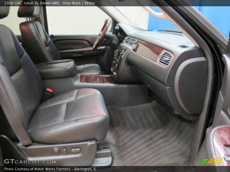 Onyx Black / Ebony 2009 GMC Yukon XL Denali AWD