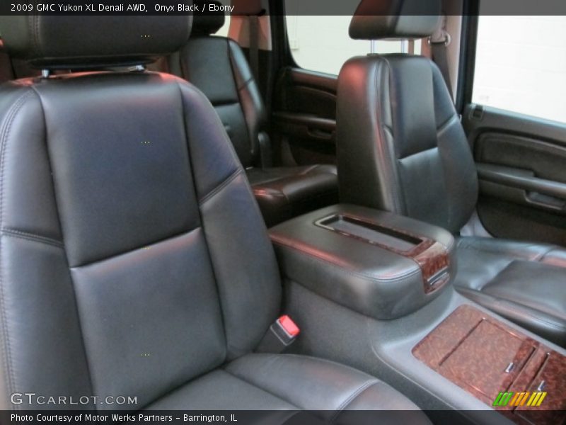 Onyx Black / Ebony 2009 GMC Yukon XL Denali AWD
