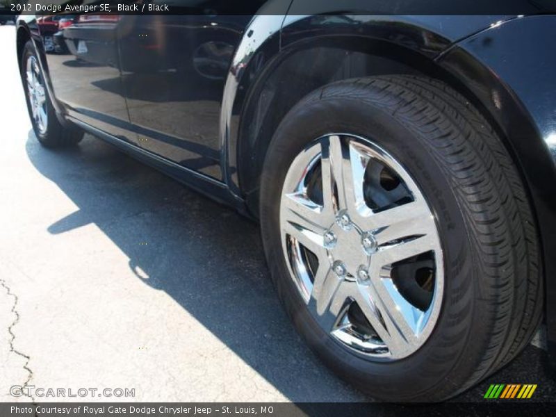 Black / Black 2012 Dodge Avenger SE