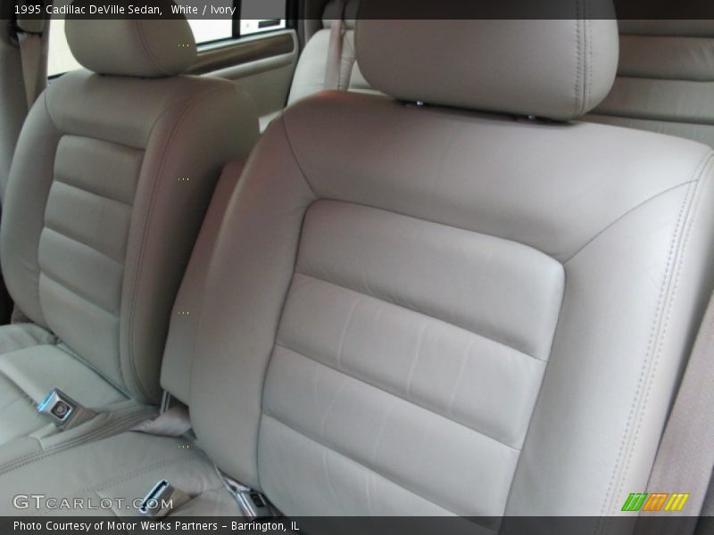 White / Ivory 1995 Cadillac DeVille Sedan