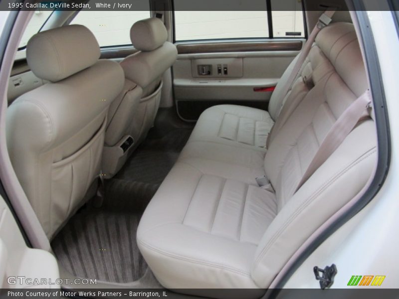 White / Ivory 1995 Cadillac DeVille Sedan