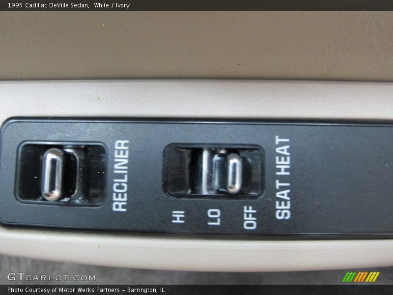 White / Ivory 1995 Cadillac DeVille Sedan