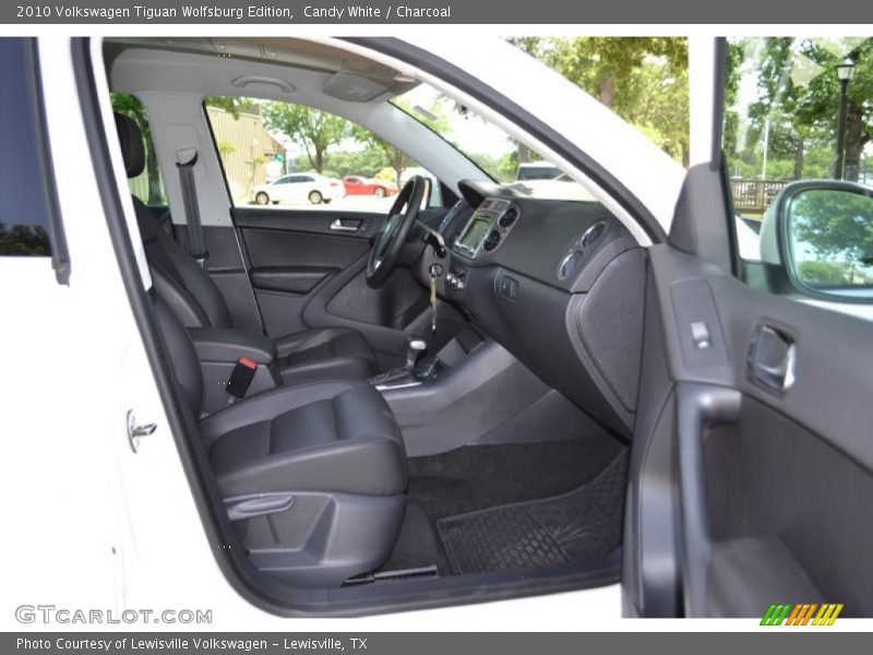 Candy White / Charcoal 2010 Volkswagen Tiguan Wolfsburg Edition