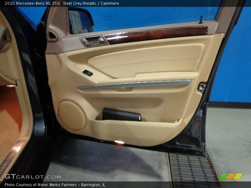 Steel Grey Metallic / Cashmere 2010 Mercedes-Benz ML 350