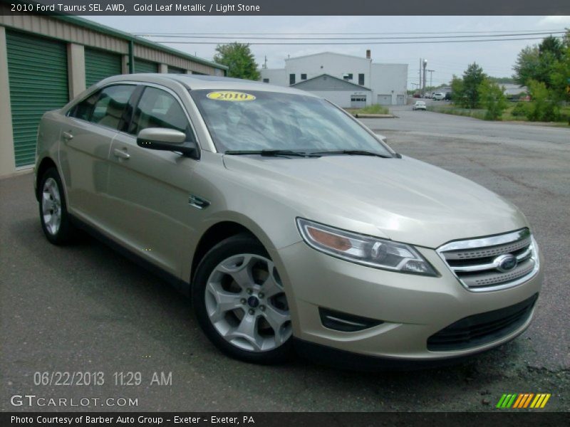 Front 3/4 View of 2010 Taurus SEL AWD