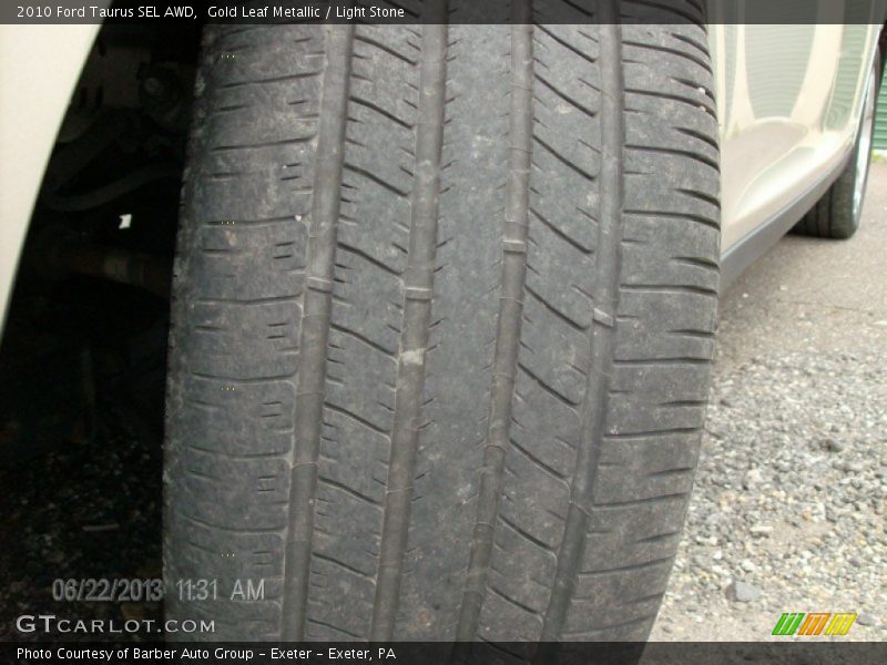 Gold Leaf Metallic / Light Stone 2010 Ford Taurus SEL AWD