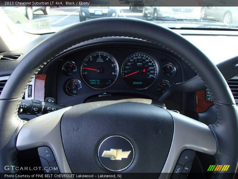 Black / Ebony 2013 Chevrolet Suburban LT 4x4