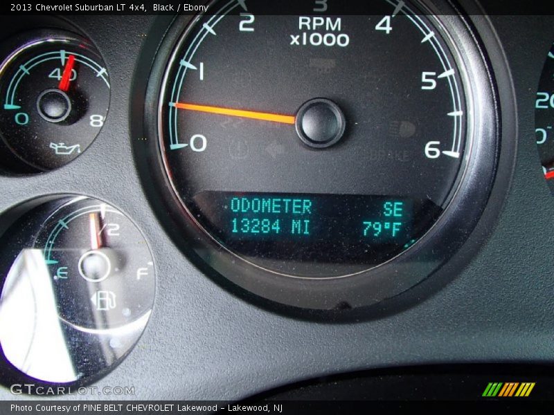 Black / Ebony 2013 Chevrolet Suburban LT 4x4