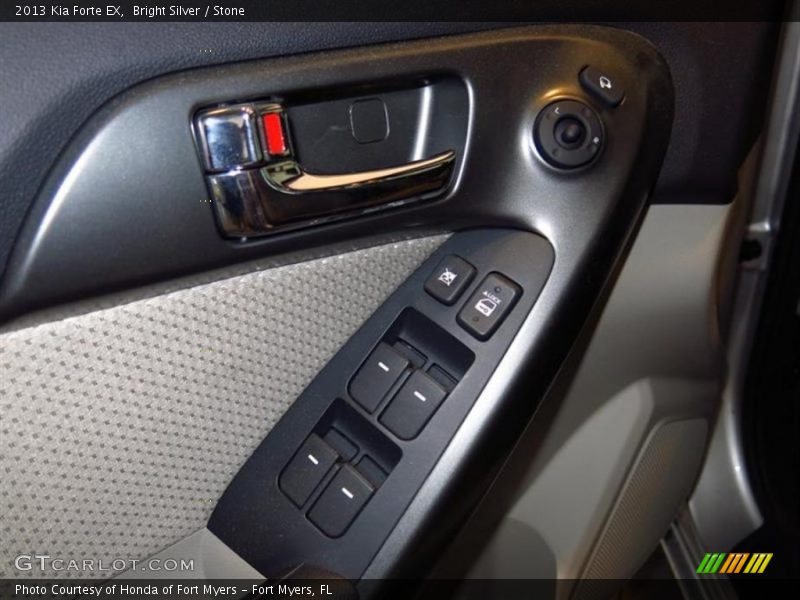 Bright Silver / Stone 2013 Kia Forte EX