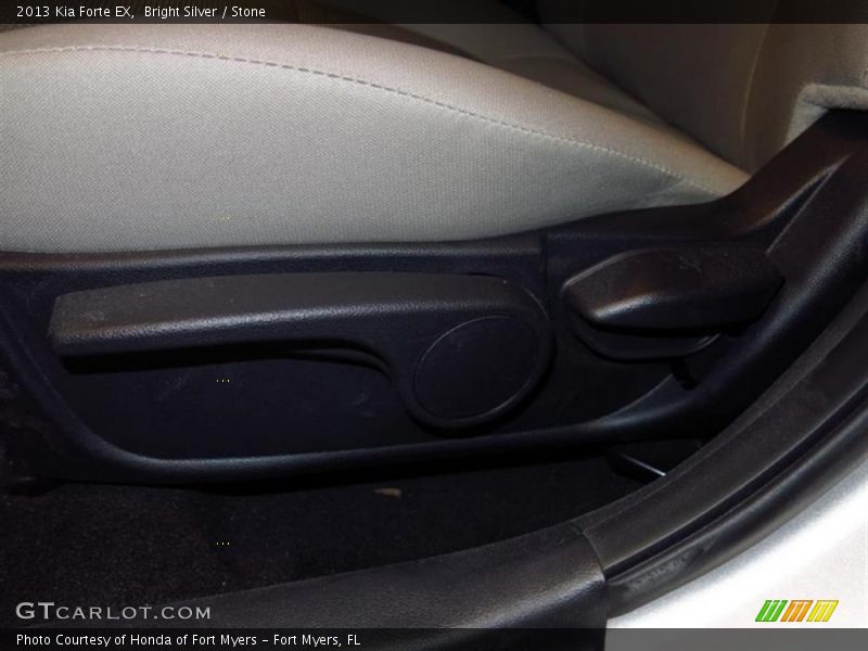 Bright Silver / Stone 2013 Kia Forte EX