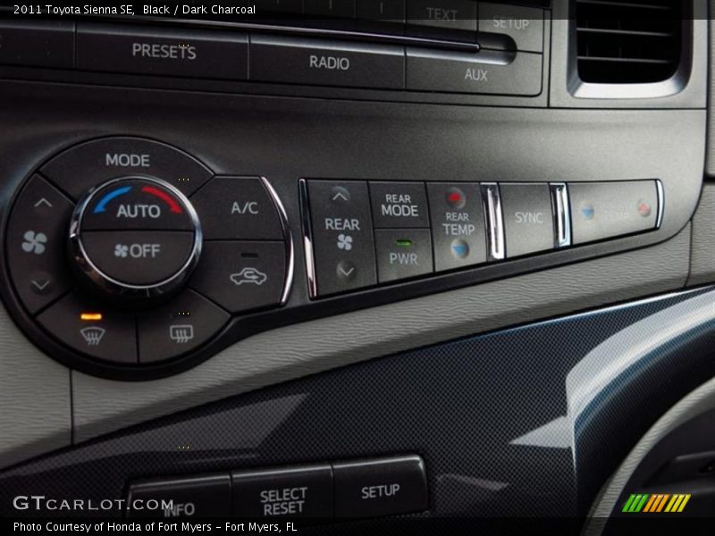 Black / Dark Charcoal 2011 Toyota Sienna SE