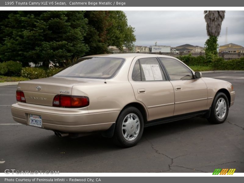 Cashmere Beige Metallic / Beige 1995 Toyota Camry XLE V6 Sedan